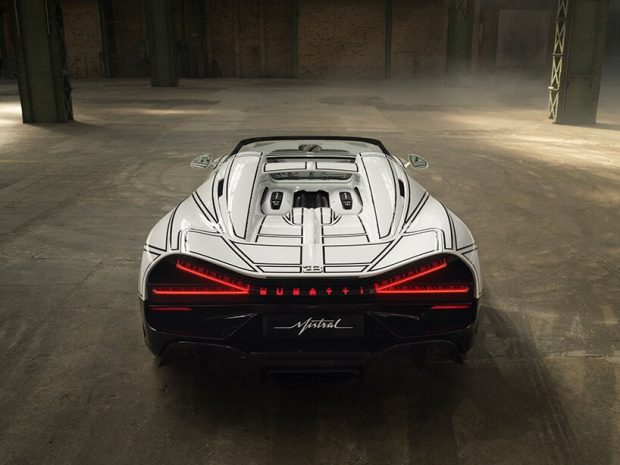 بوگاتی W16 میسترال Blanc Éternel