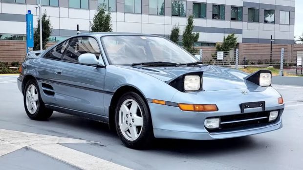 تویوتا MR2 توربو