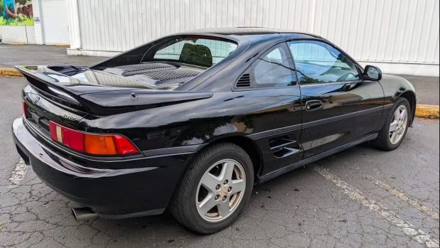 تویوتا MR2 توربو