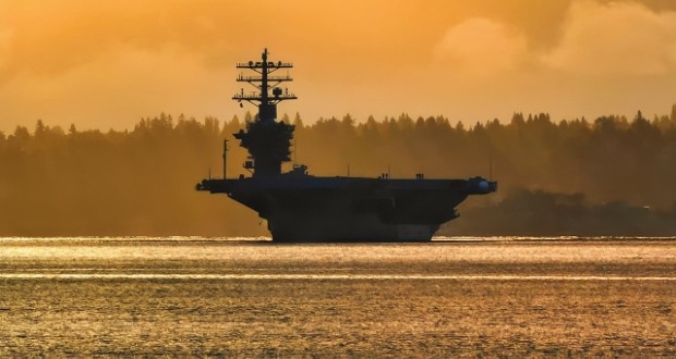 ناو هواپیمابر هسته‌ای USS Nimitz