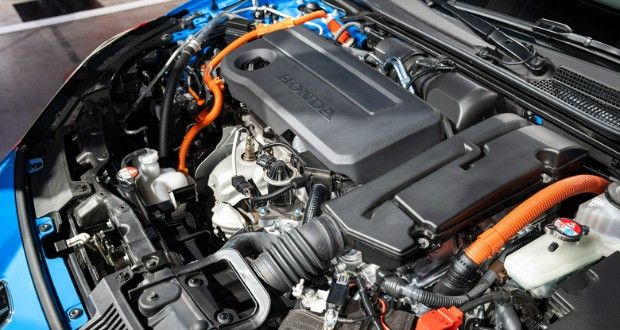 موتور ۲ لیتری چهار سیلندر