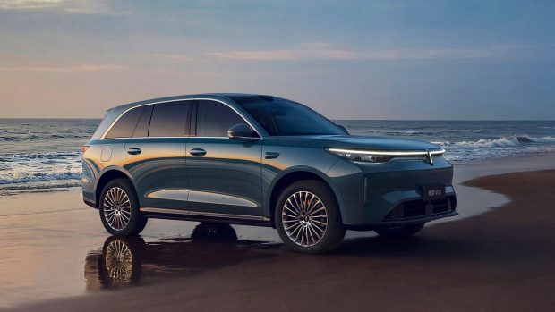 نمای جلو گریت وال Wey V8X