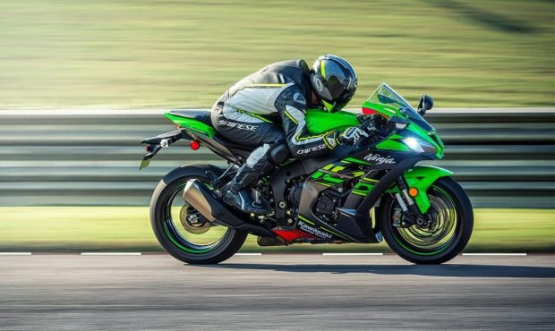 کاوازاکی نینجا ZX-10R