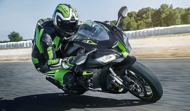 کاوازاکی نینجا ZX-10R