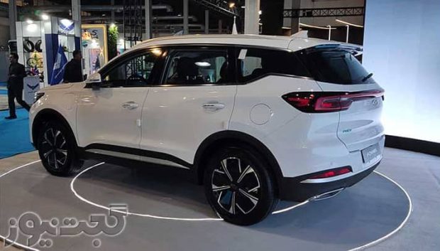 نمای عقب فونیکس F7 پرو e پلاس