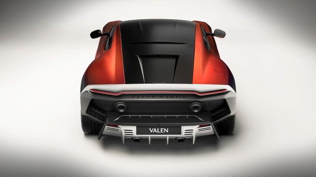 استون مارتین Valen