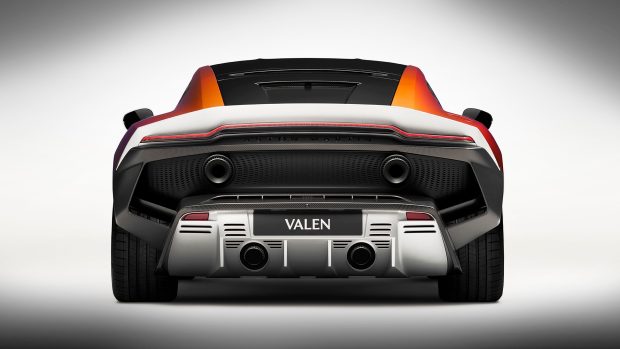 استون مارتین Valen