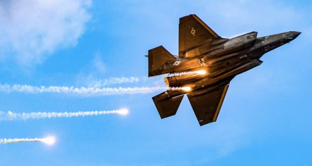 مقابله با F-35