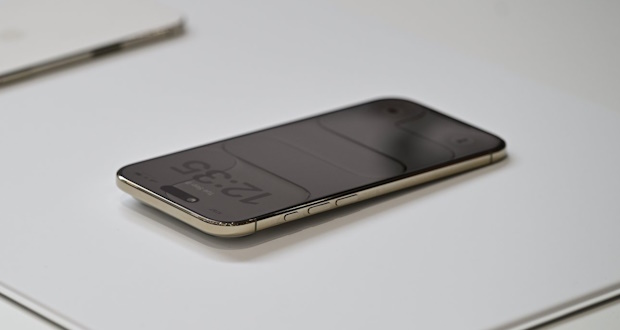 iPhone 20