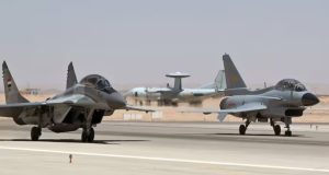 جنگنده J-16 چین رو در روی رافال مصر