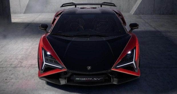 لامبورگینی Revuelto SV