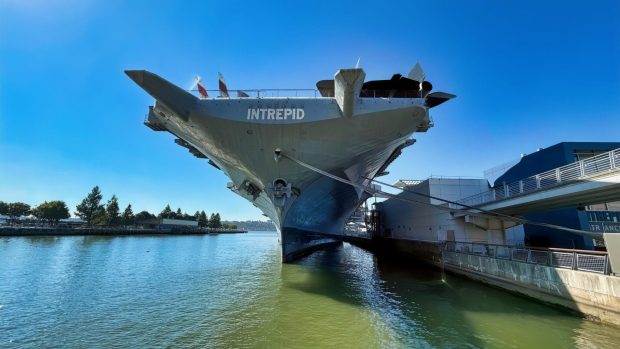ناو USS Wasp