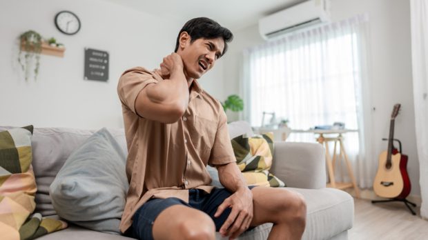 نصب تلویزیون روی دیوار
