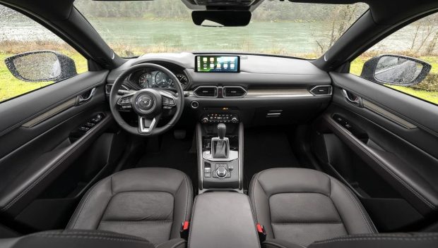 نمای کابین مزدا CX-5 