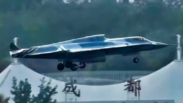 جنگنده نسل ششم J-36 چین