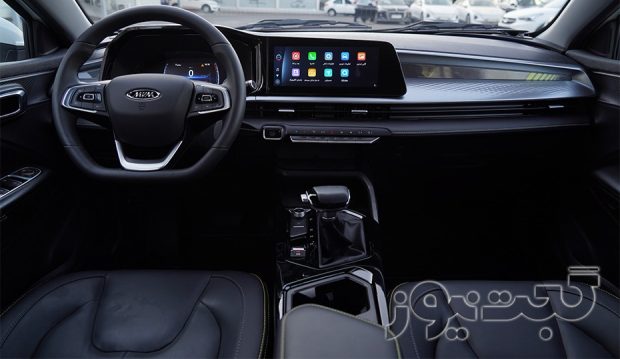 نمای کابین ام وی ام X33 کراس CVT