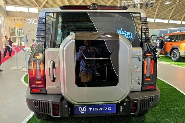 نمای عقب تیسان T02 تیگارد موتور