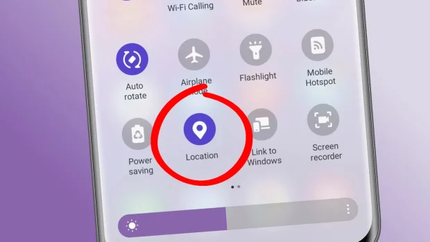 مهمترین علتهای زود خالی شدن باتری گوشی - روشن بودن GPS