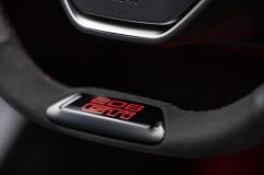 پژو e-208 GTi