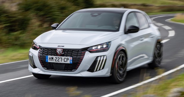 پژو e-208 GTi