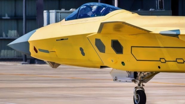 جنگنده J-20 چین