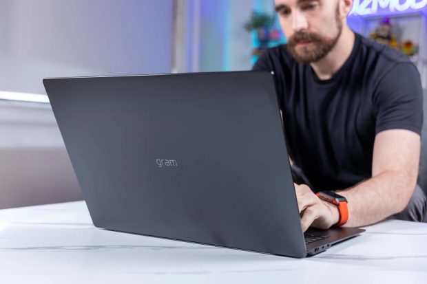 LG Gram Pro 16 اینچ