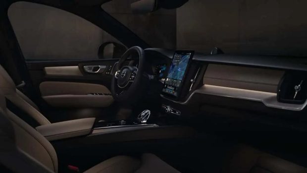 2028 Volvo XC60 T8