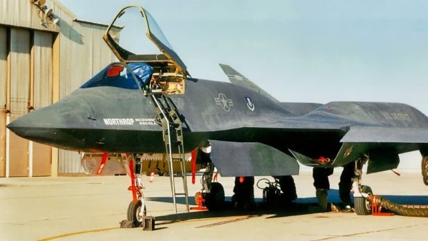 جنگنده YF-23
