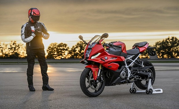 موتورسیکلت بی ام و F 450 RR