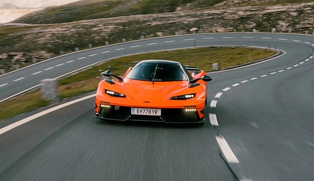 نمای جلو سوپراسپرت KTM X-Bow