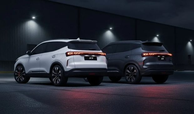 نمای عقب ام وی ام X5